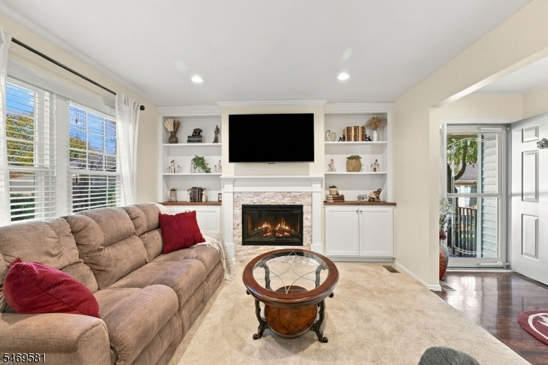 2 John Adams Court Monroe NJ 08831