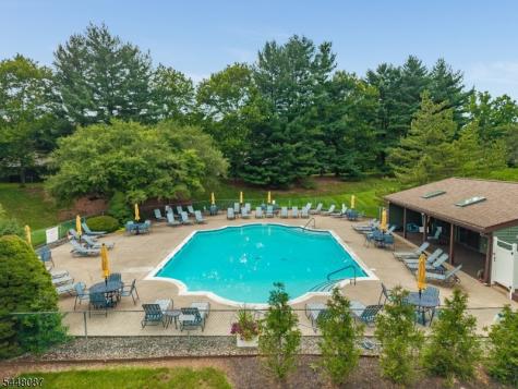 23 Highland Circle Clinton NJ 08801