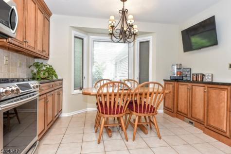 227 Westervelt Lane Mahwah NJ 07430