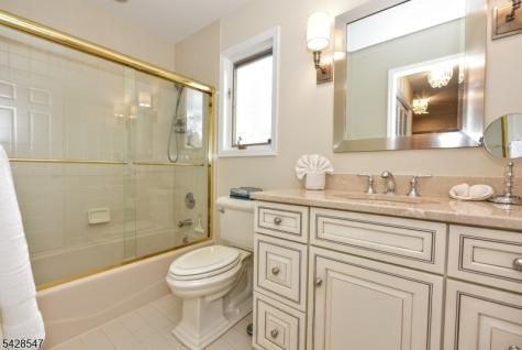 227 Westervelt Lane Mahwah NJ 07430