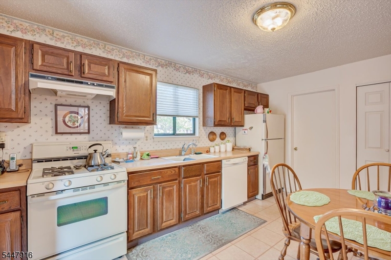 117 Kingsberry Drive Franklin NJ 08873