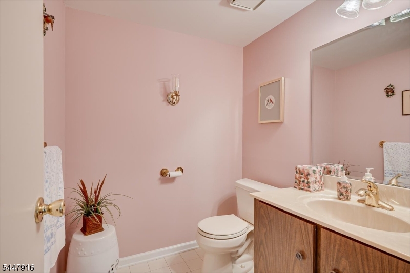 117 Kingsberry Drive Franklin NJ 08873
