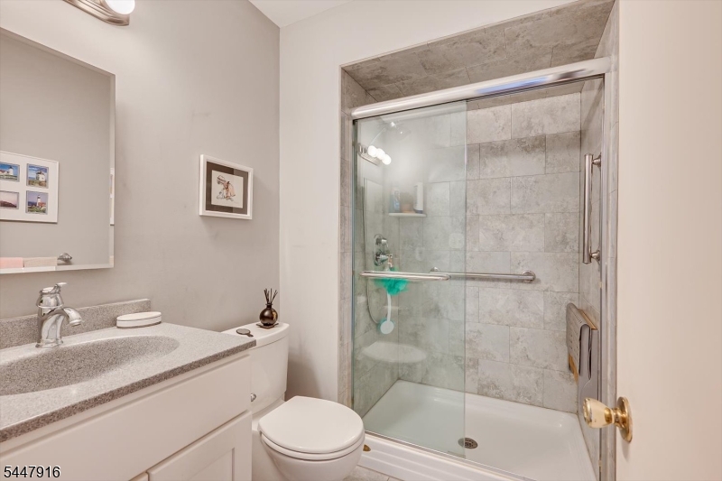 117 Kingsberry Drive Franklin NJ 08873