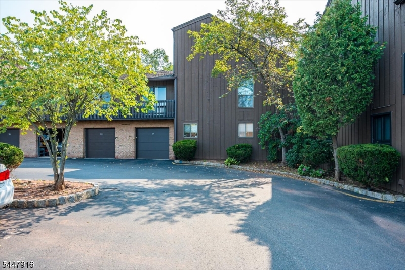 117 Kingsberry Drive Franklin NJ 08873