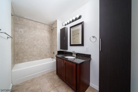 1 Carriage City Plaza Rahway NJ 07065