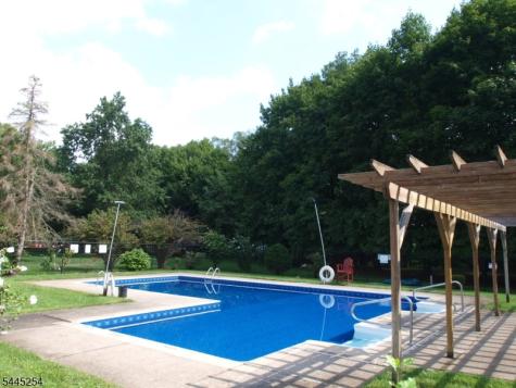 520 Turnpike C221 Pequannock NJ 07444