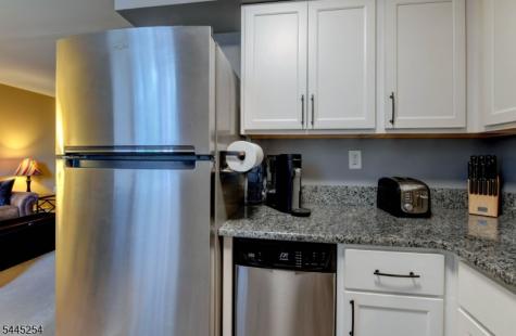 520 Turnpike C221 Pequannock NJ 07444