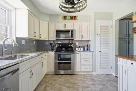2401 Tudor Court Hillsborough NJ 08844