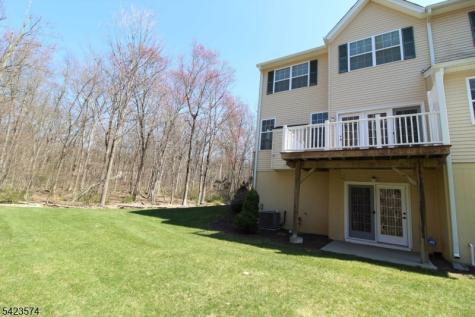 9 Pembrook Lane Mount Olive NJ 07828