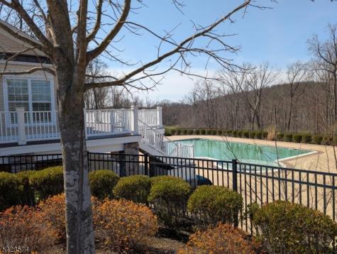 9 Pembrook Lane Mount Olive NJ 07828