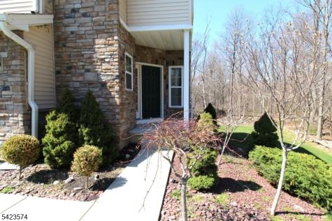 9 Pembrook Lane Mount Olive NJ 07828