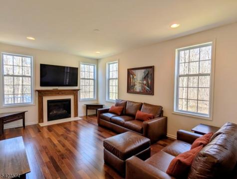 9 Pembrook Lane Mount Olive NJ 07828