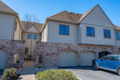 51 Sunrise Drive Hanover NJ 07981
