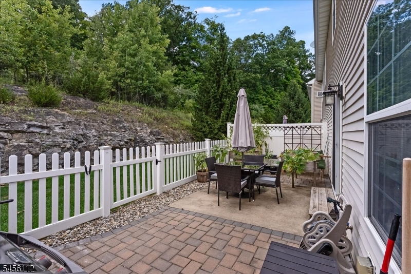 9 Ferndale Lane Hardyston NJ 07419