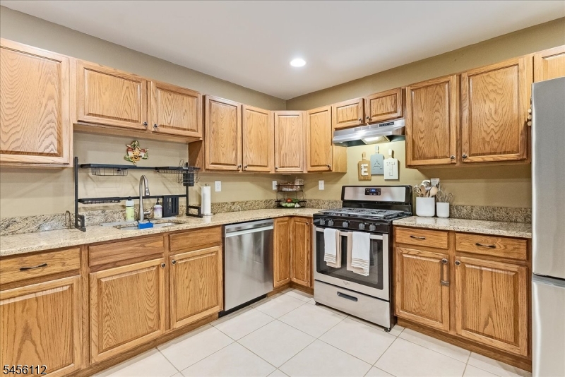 9 Ferndale Lane Hardyston NJ 07419
