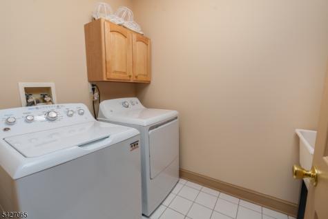 59 Spring Hill Circle Wayne NJ 07470