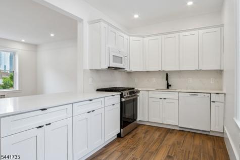 340 Fairmount Avenue Jersey City NJ 07306
