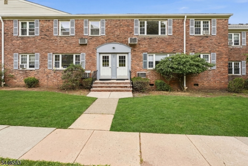 16 Wedgewood Drive Verona NJ 07044