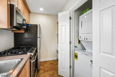 16 Wedgewood Drive Verona NJ 07044