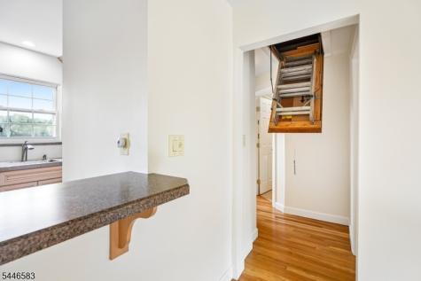 16 Wedgewood Drive Verona NJ 07044