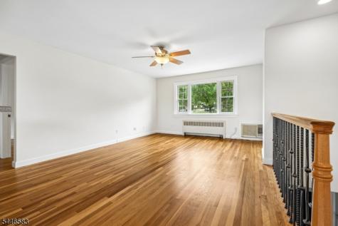 16 Wedgewood Drive Verona NJ 07044