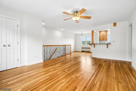 16 Wedgewood Drive Verona NJ 07044