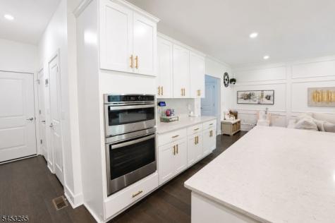 3 Myers Terrace Morris Plains NJ 07950