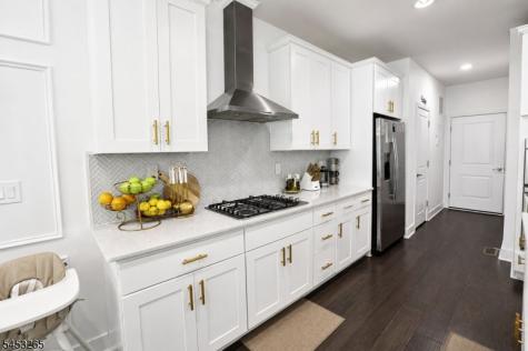 3 Myers Terrace Morris Plains NJ 07950