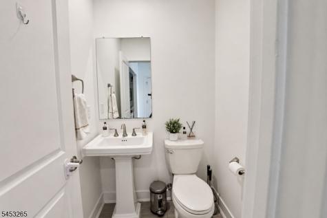 3 Myers Terrace Morris Plains NJ 07950