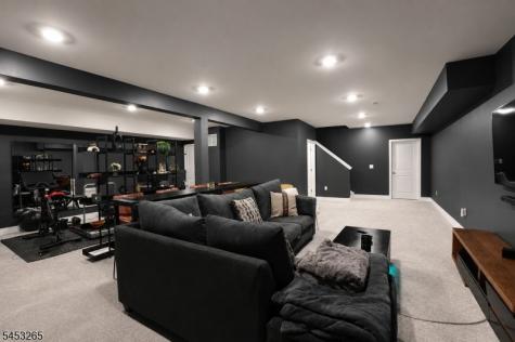 3 Myers Terrace Morris Plains NJ 07950