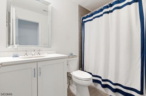 8 Van Cleef Drive Readington NJ 08889