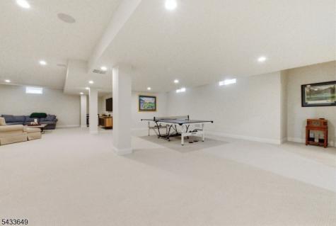 8 Van Cleef Drive Readington NJ 08889