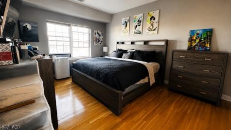 351 S Broad Elizabeth NJ 07201