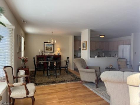 37 Chanda Court Clifton NJ 07012