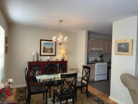 37 Chanda Court Clifton NJ 07012
