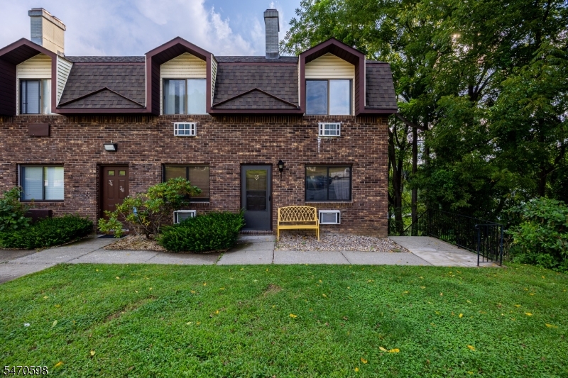 35 Great Gorge Terrace Vernon NJ 07462