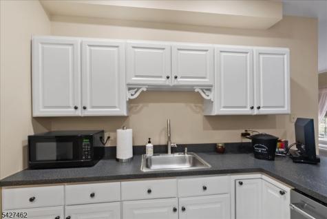 9224 Richmond Road West Milford NJ 07480