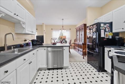 9224 Richmond Road West Milford NJ 07480