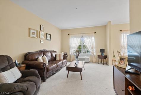 9224 Richmond Road West Milford NJ 07480