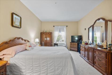 9224 Richmond Road West Milford NJ 07480
