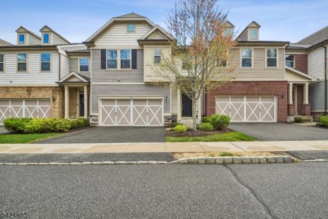 35 Albert Court Randolph NJ 07869