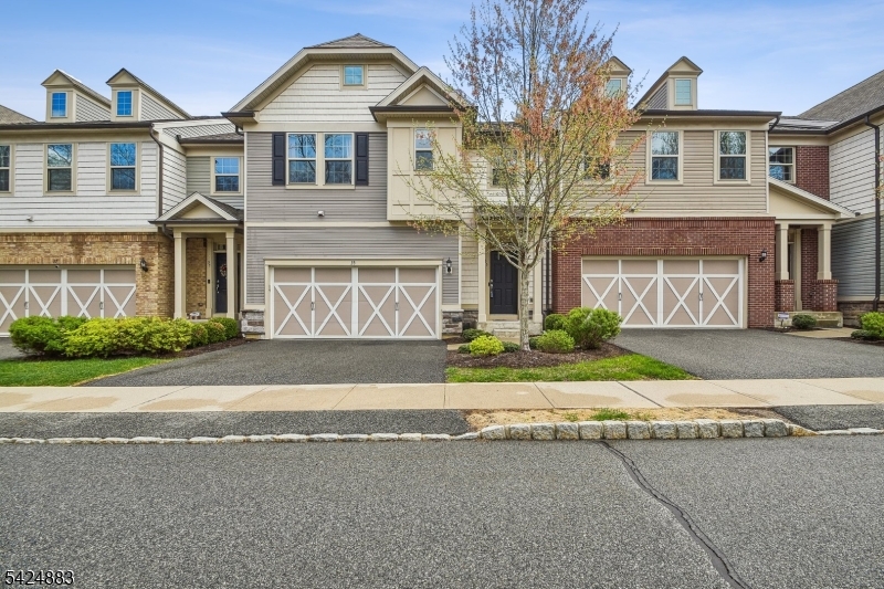 35 Albert Court Randolph NJ 07869