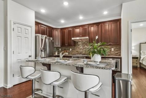 35 Albert Court Randolph NJ 07869