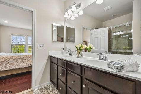 35 Albert Court Randolph NJ 07869