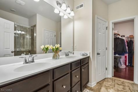 35 Albert Court Randolph NJ 07869