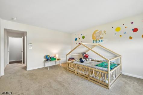35 Albert Court Randolph NJ 07869