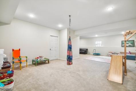 35 Albert Court Randolph NJ 07869