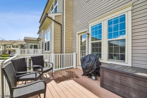 35 Albert Court Randolph NJ 07869