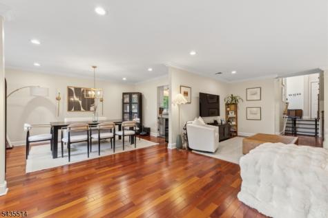 25 Fells Manor Road Caldwell Boro NJ 07006