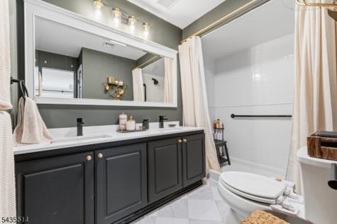 25 Fells Manor Road Caldwell Boro NJ 07006